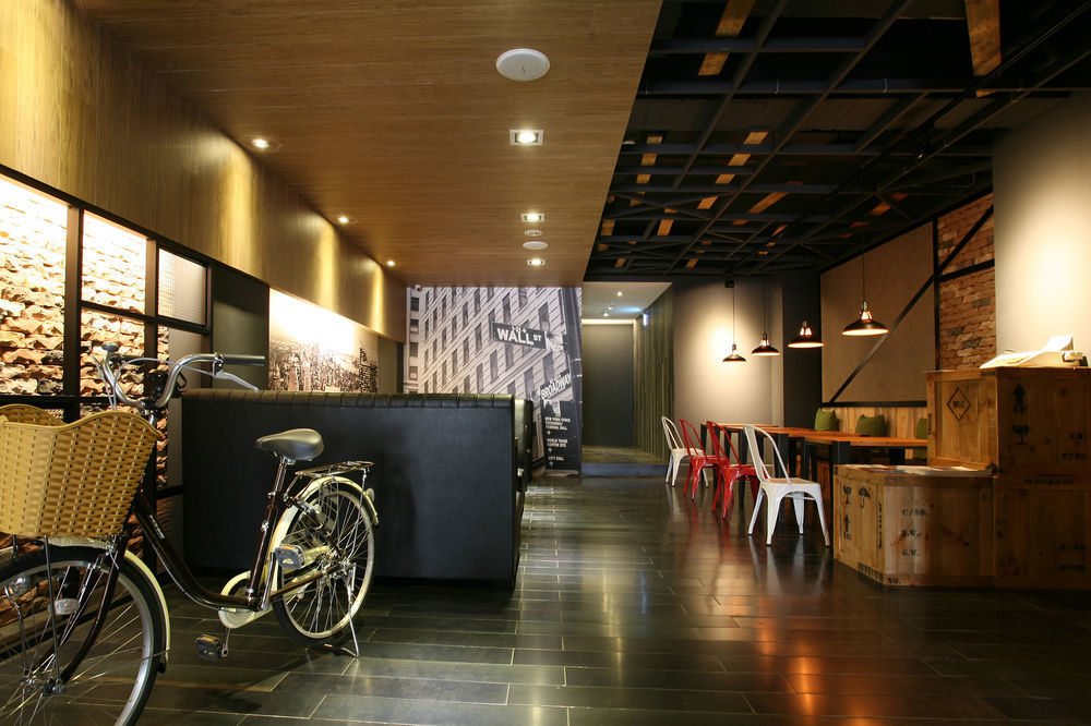 P&F Hotel Taichung Exterior foto