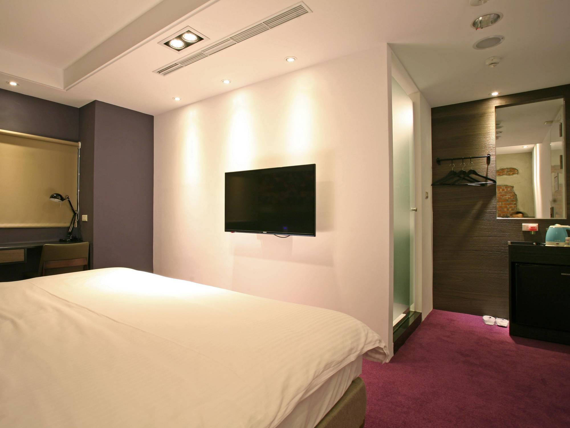 P&F Hotel Taichung Exterior foto